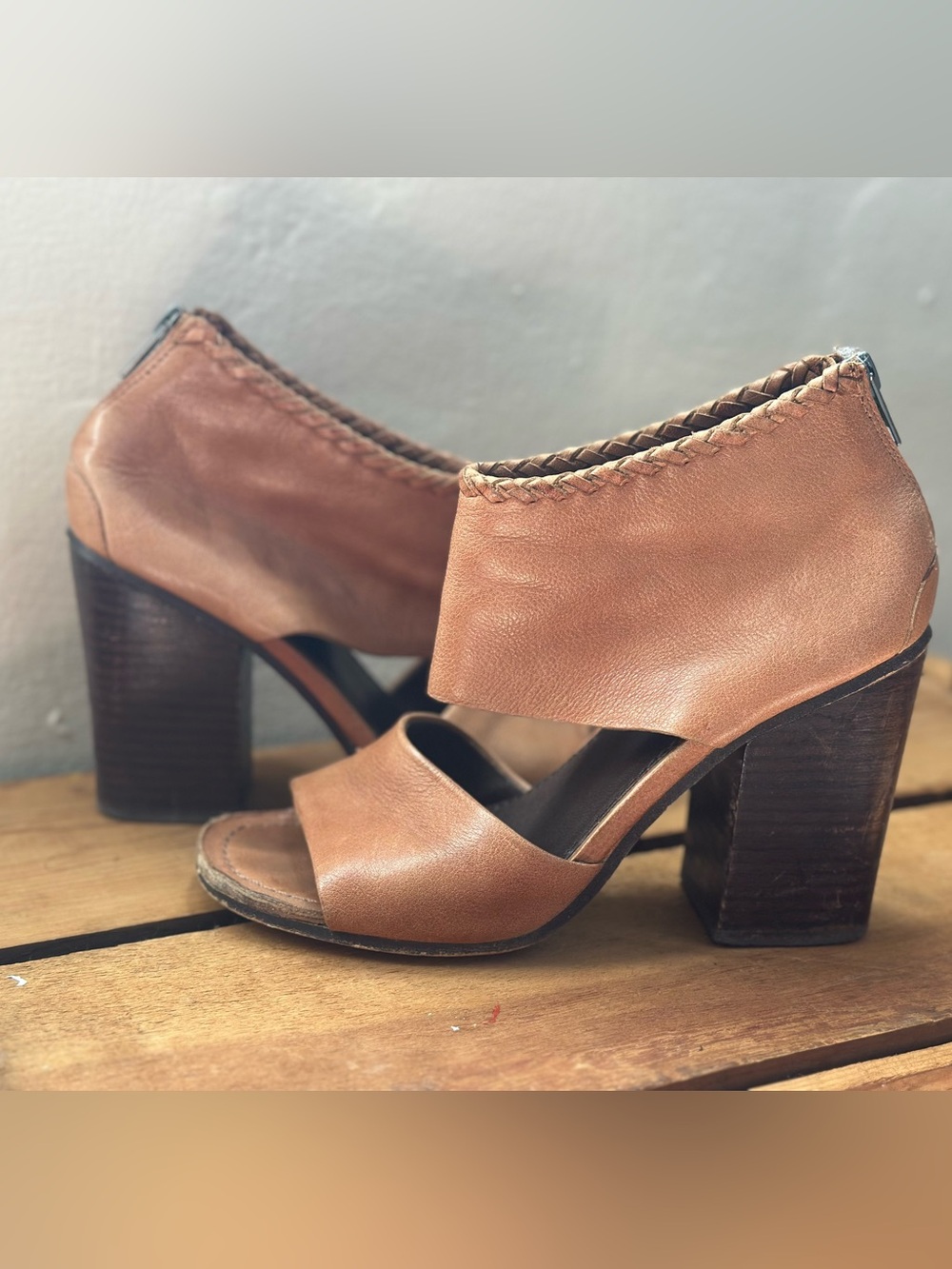 Bacio 61 Tan Open-Toe Block Heel Sandals with Braided Trim